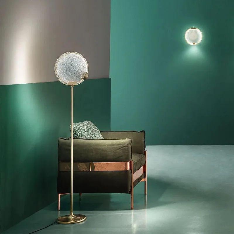 Track lighting with a minimalist track designHoro Stl Floor Lamp